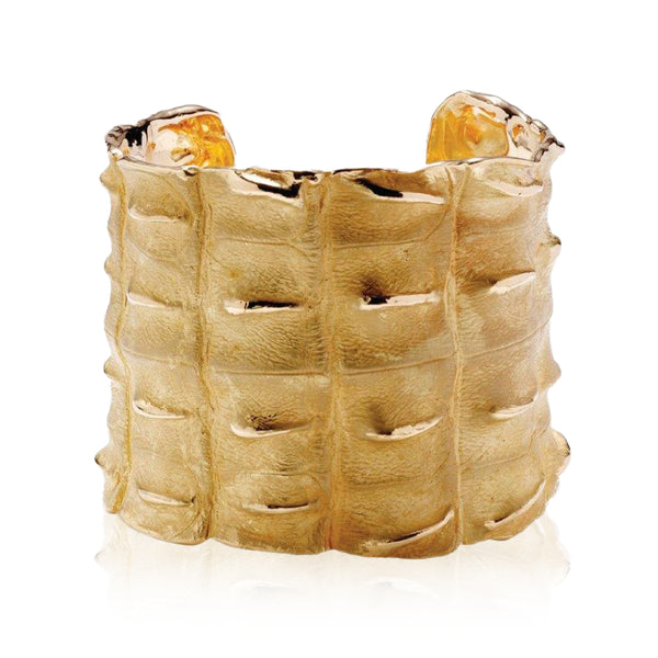 Croc Hornback Cuff in 18ct Gold