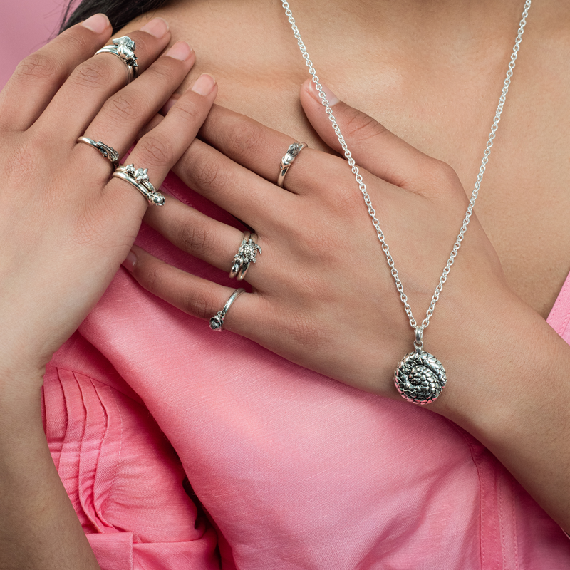 Pangolin necklace 2025