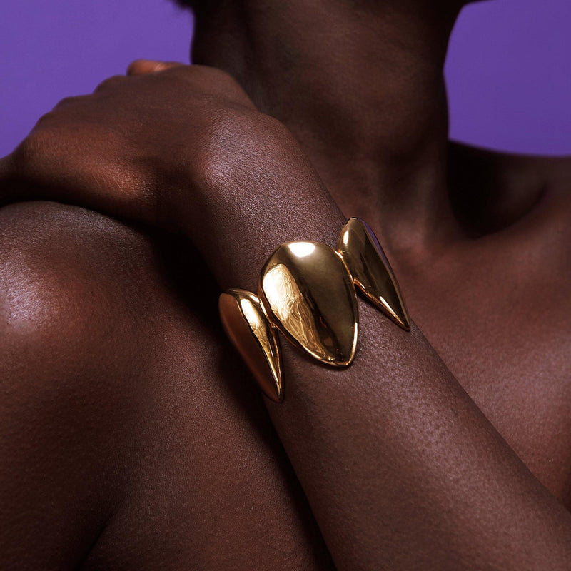 The Pangolin Queen Cuff in 18ct Gold by Patrick Mavros