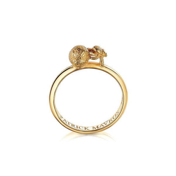 Animal Lover Dung Beetle Mini-Ring in 18ct Gold